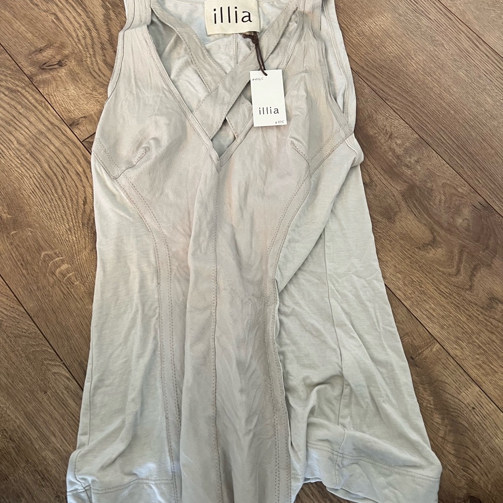 Illia NWT women’s tank leather ribbed